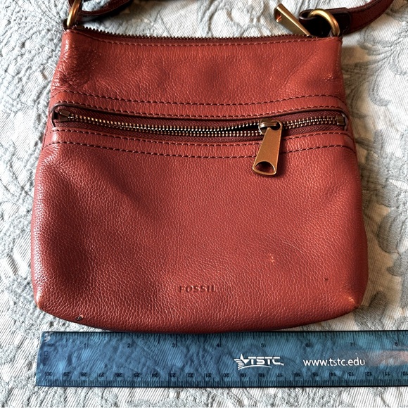FOSSIL Reddish/Brown Cross Body Small Purse - Picture 7 of 8